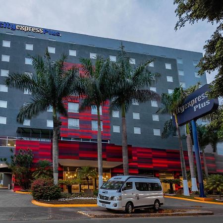 ספופן City Express Plus By Marriott Guadalajara Expo מראה חיצוני תמונה