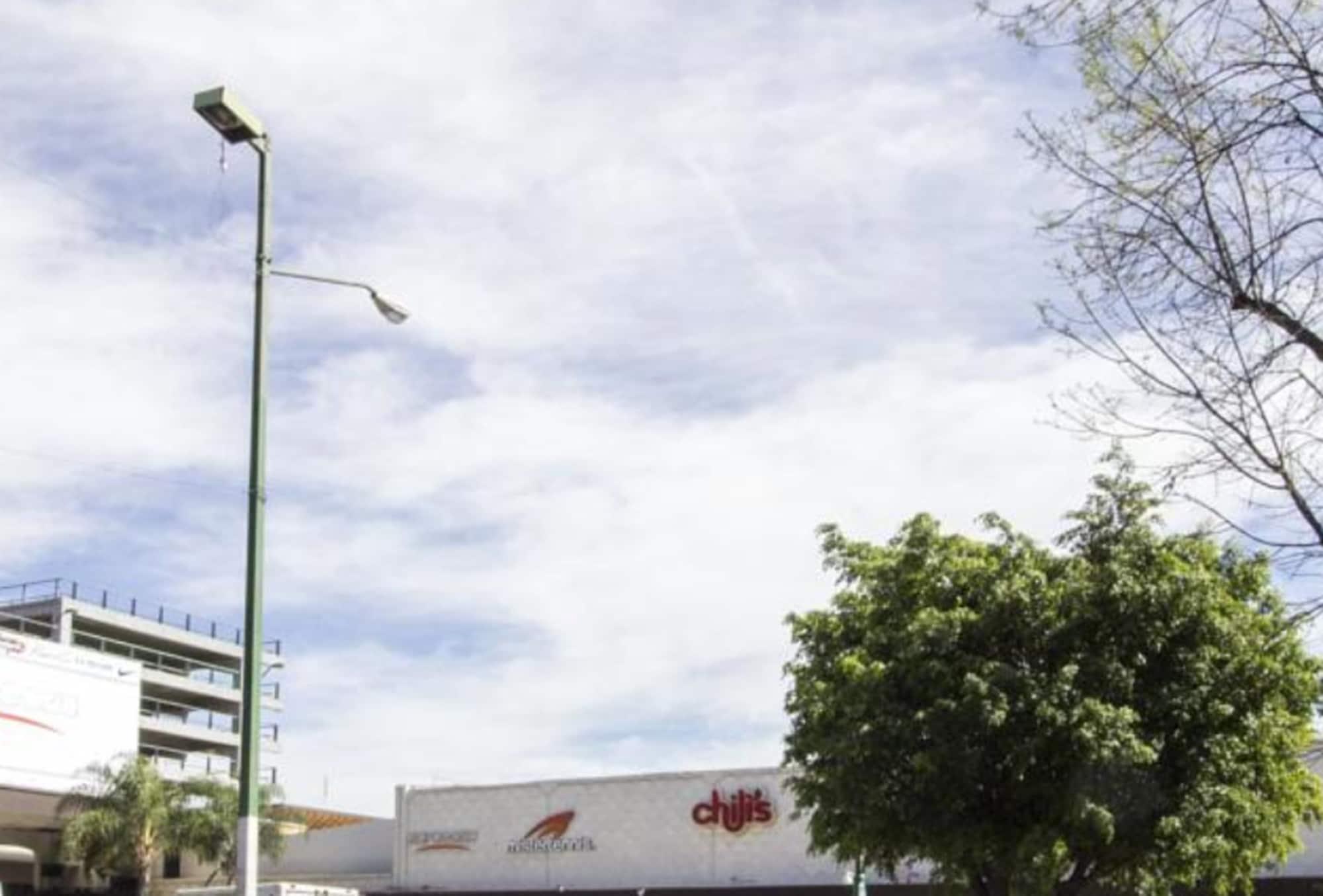 ספופן City Express Plus By Marriott Guadalajara Expo מראה חיצוני תמונה