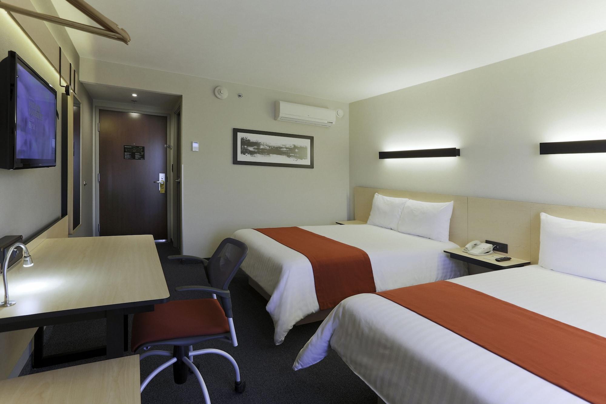 ספופן City Express Plus By Marriott Guadalajara Expo מראה חיצוני תמונה