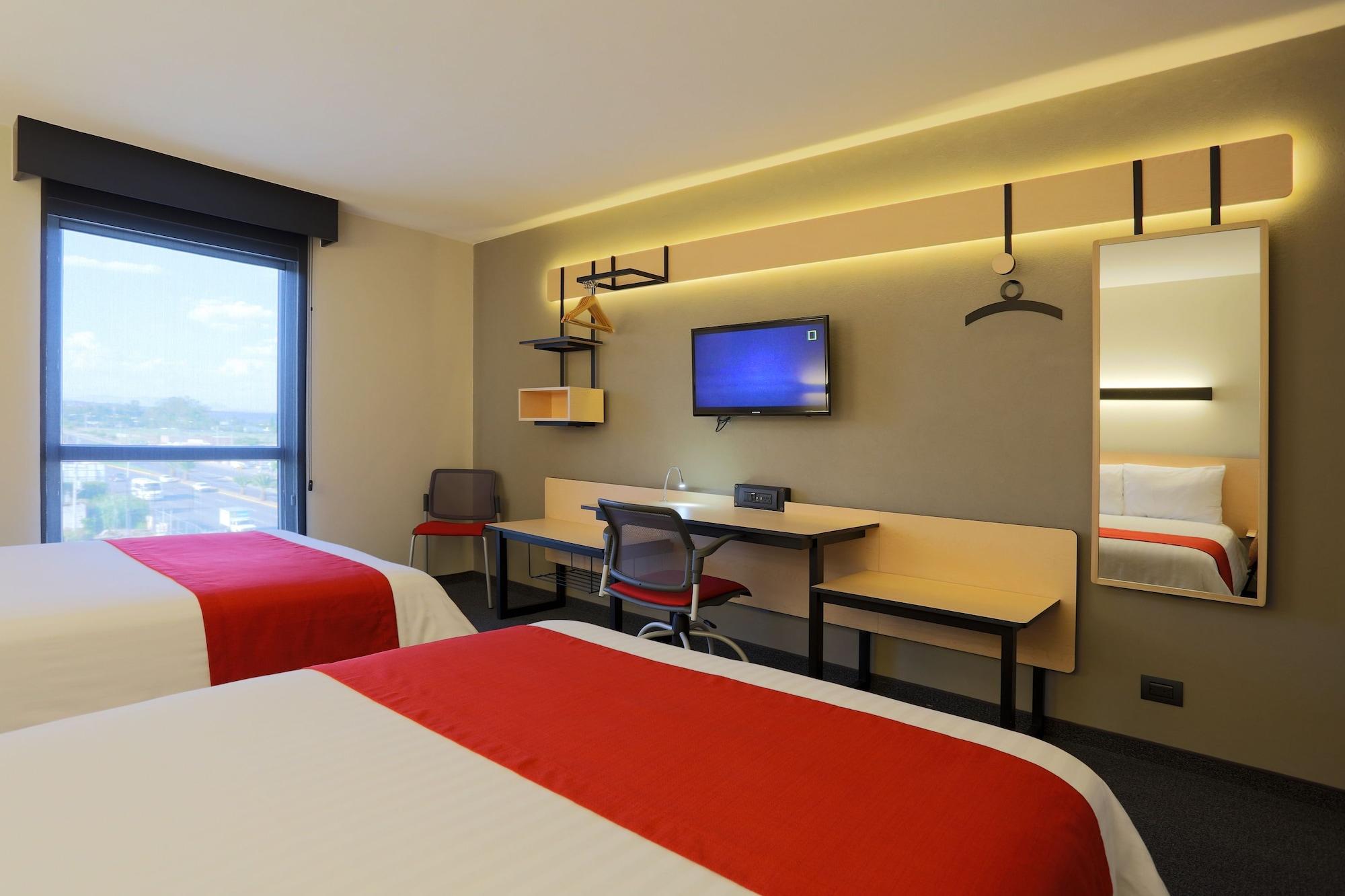 ספופן City Express Plus By Marriott Guadalajara Expo מראה חיצוני תמונה