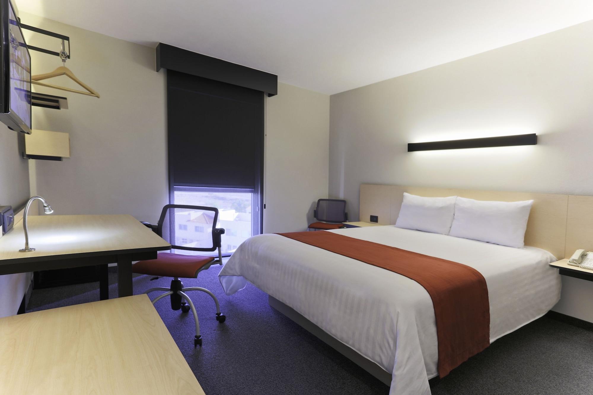 ספופן City Express Plus By Marriott Guadalajara Expo מראה חיצוני תמונה