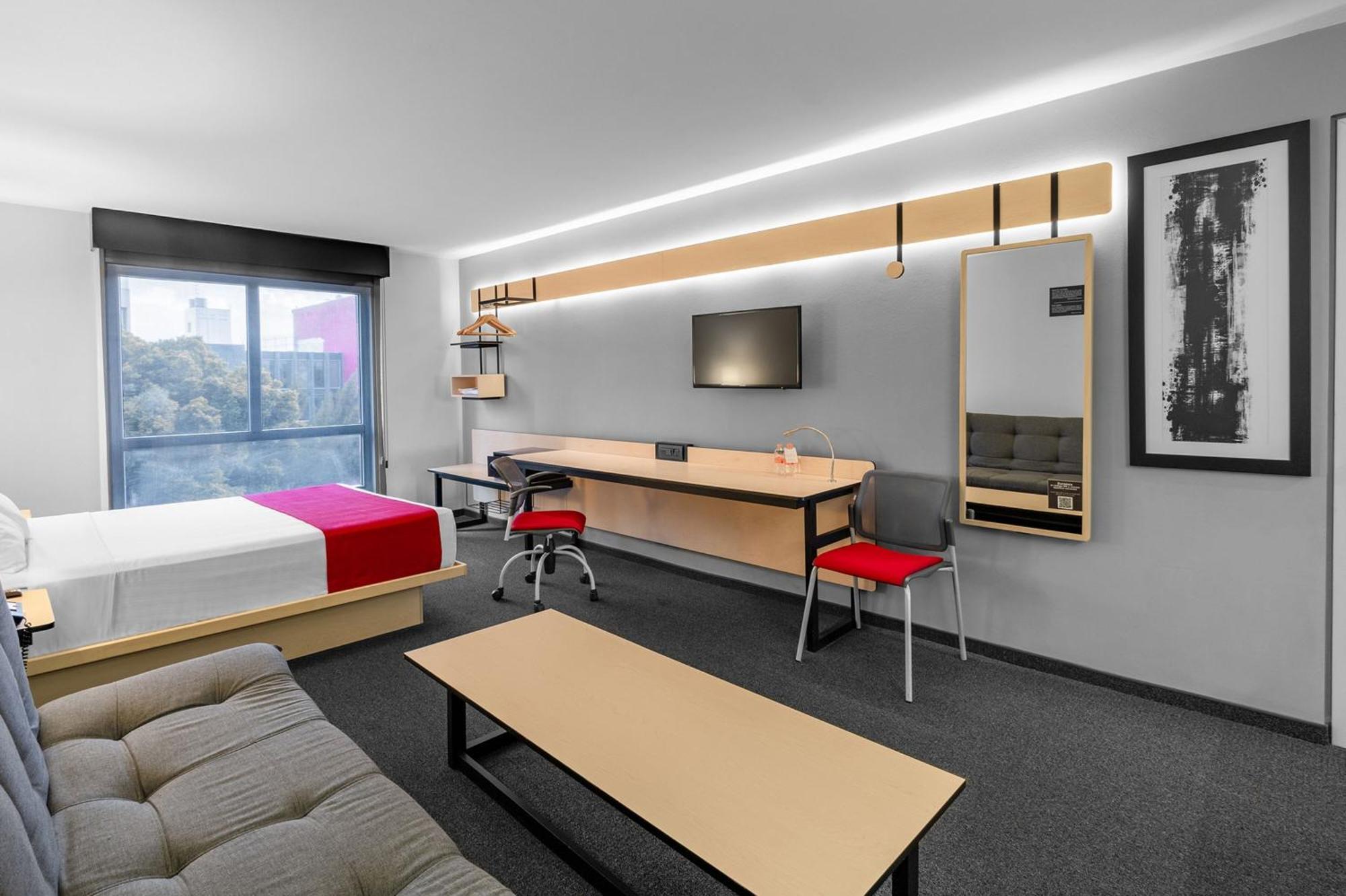 ספופן City Express Plus By Marriott Guadalajara Expo מראה חיצוני תמונה